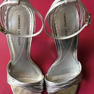 Chinese Laundry silver strappy heel - Size 5